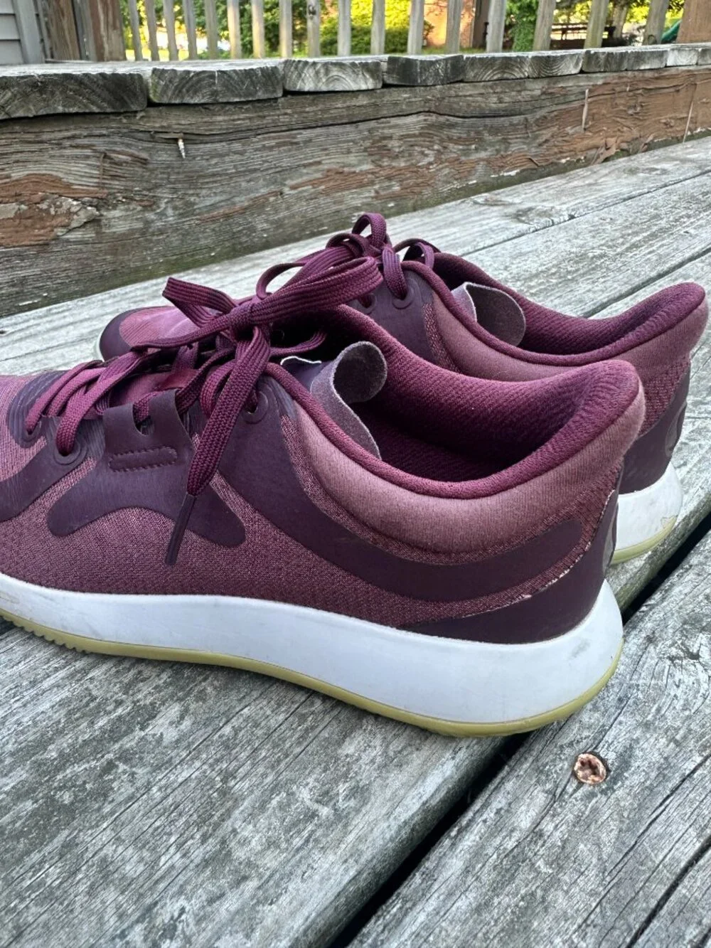 Lululemon Womens 8.5 Strongfeel Training Shoe Burgundy Sneakers Tennis Shoes